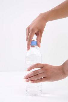 お風呂上がりのダイエットに効く飲み物のおすすめは 500mlは飲み過ぎ 1 2mama お風呂上がりのダイエットに効く飲み物のおすすめは 500mlは飲み過ぎ 1 2mama